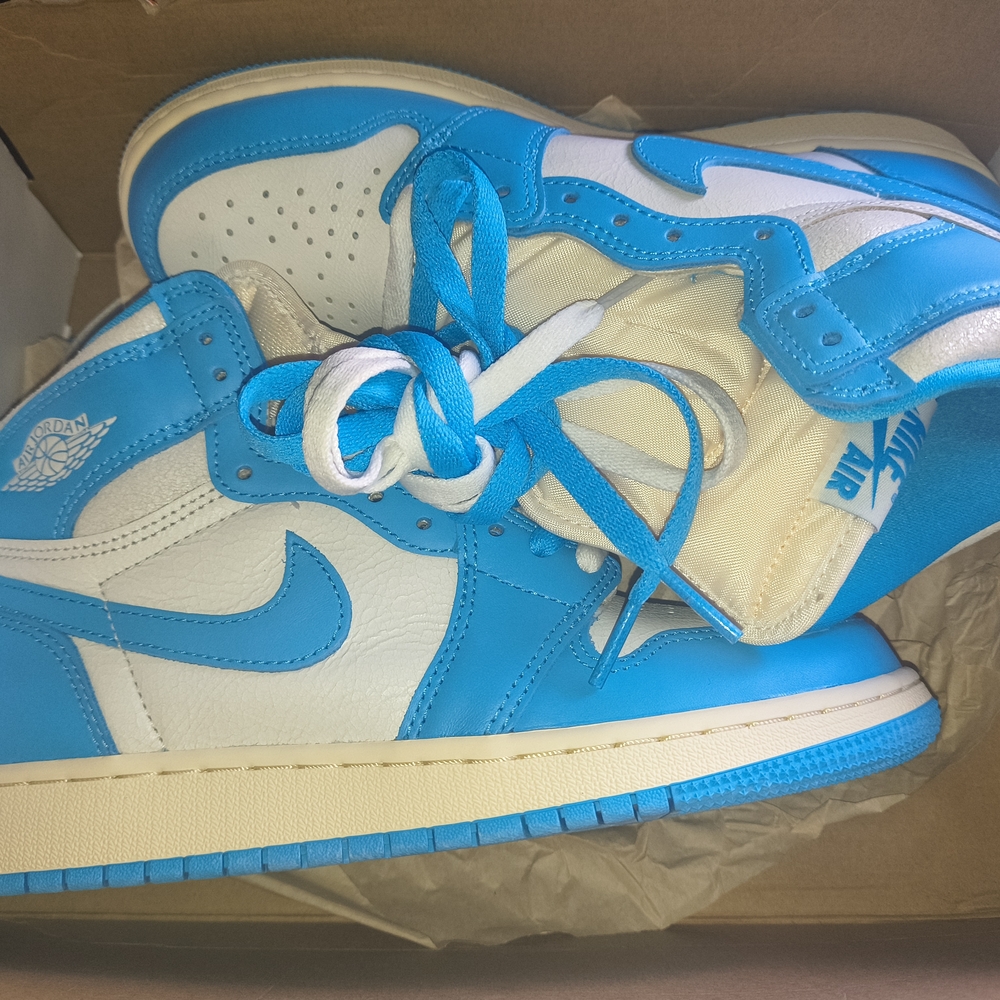 Jordan 1 Retro High OG UNC Reimagined Jordan Kids Sneakers 6Y/8.0 Women